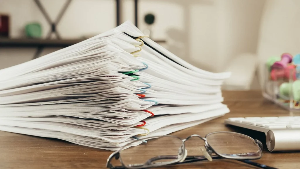 Documentos y archivos en un proyecto de digitalización documental en Euskadi